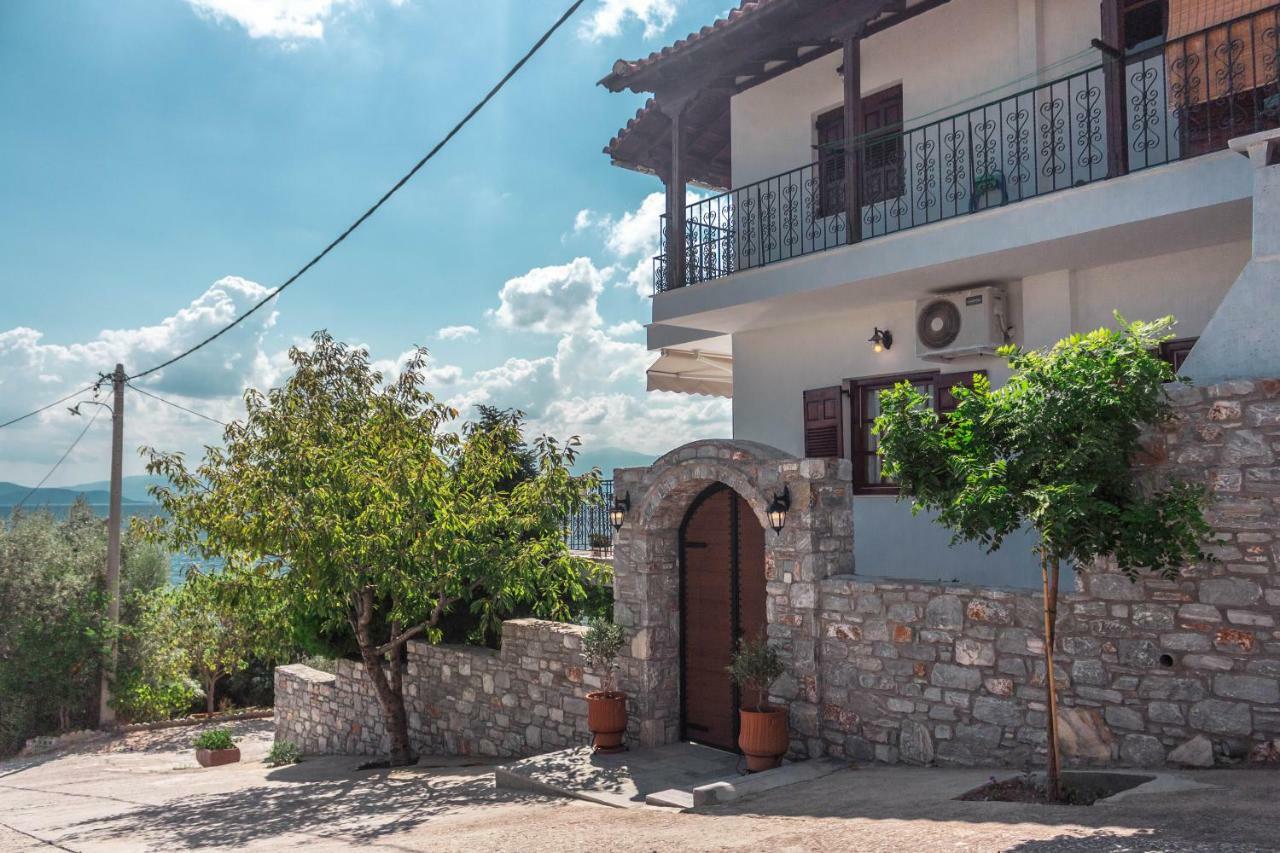 Casa di Bella Villa Volos Bagian luar foto