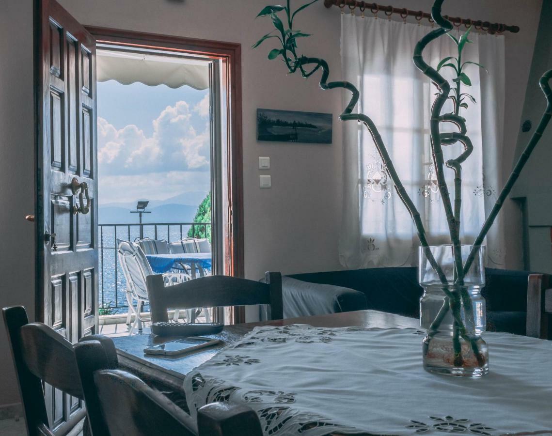 Casa di Bella Villa Volos Bagian luar foto