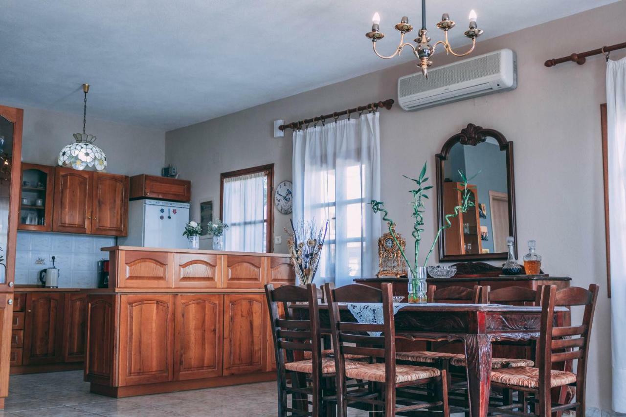 Casa di Bella Villa Volos Bagian luar foto
